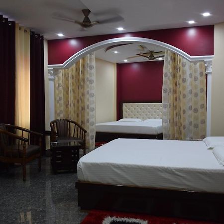 Hotel Sky Bule & Restaurant Khas Nagrota ภายนอก รูปภาพ