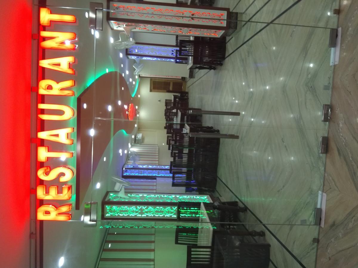 Hotel Sky Bule & Restaurant Khas Nagrota ภายนอก รูปภาพ