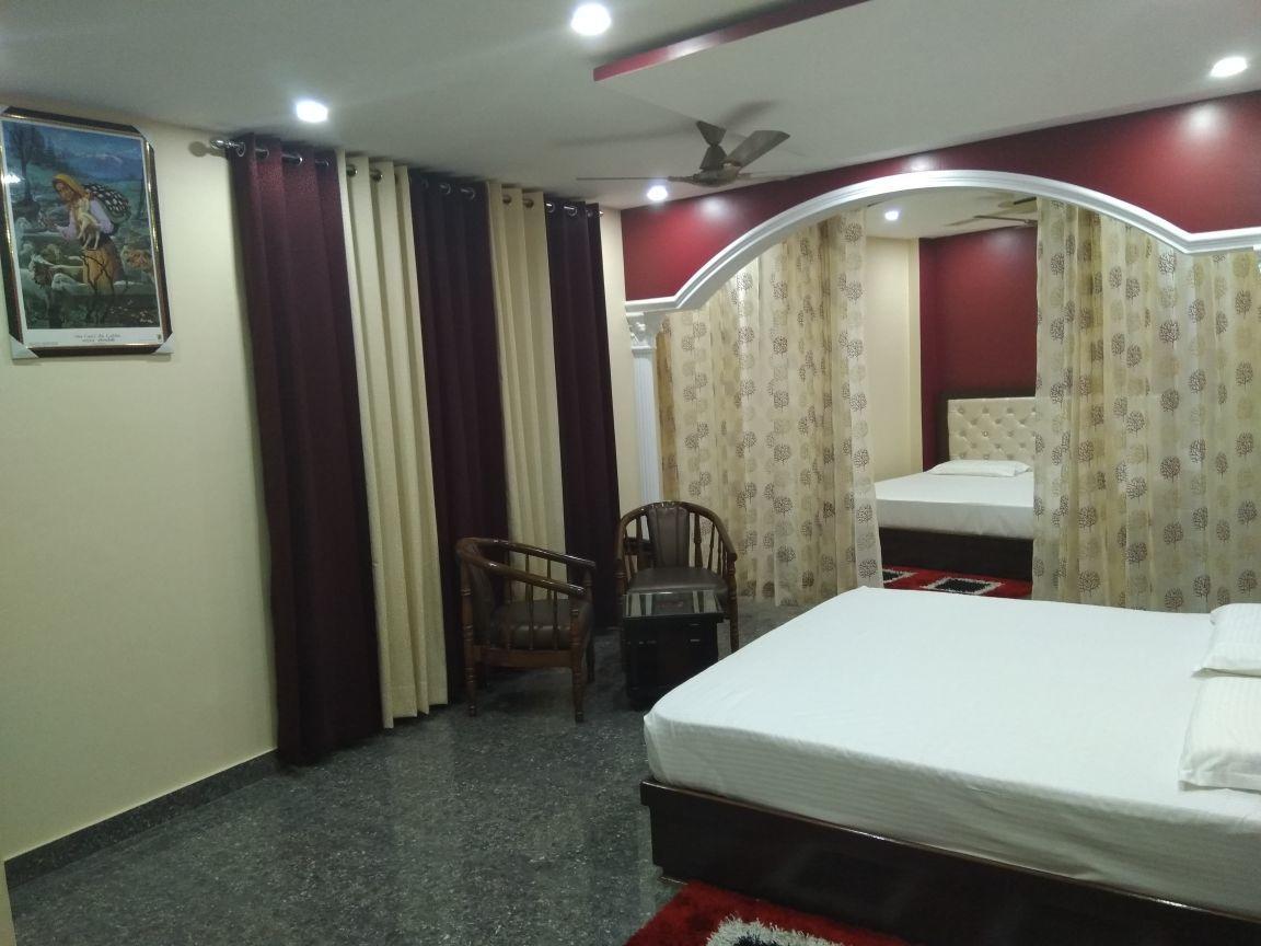 Hotel Sky Bule & Restaurant Khas Nagrota ภายนอก รูปภาพ