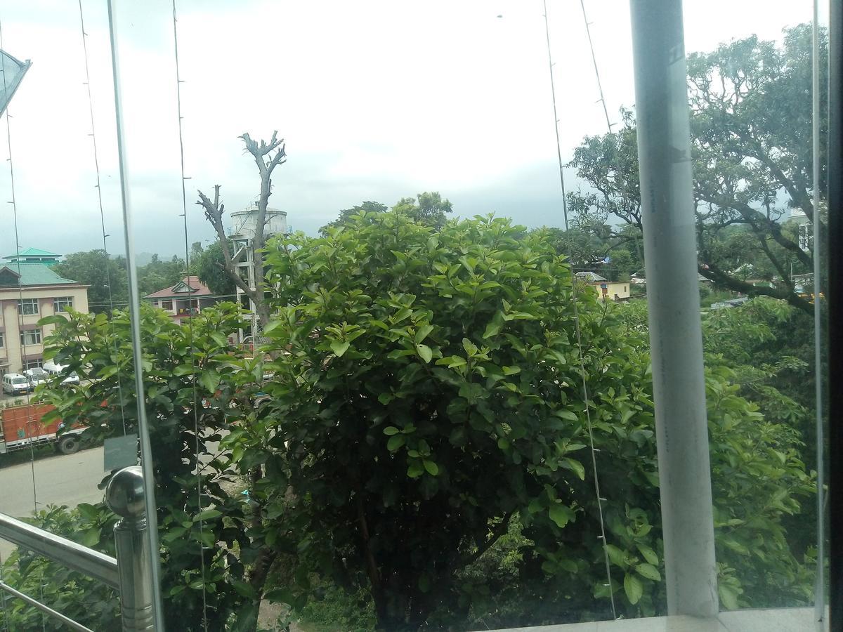 Hotel Sky Bule & Restaurant Khas Nagrota ภายนอก รูปภาพ